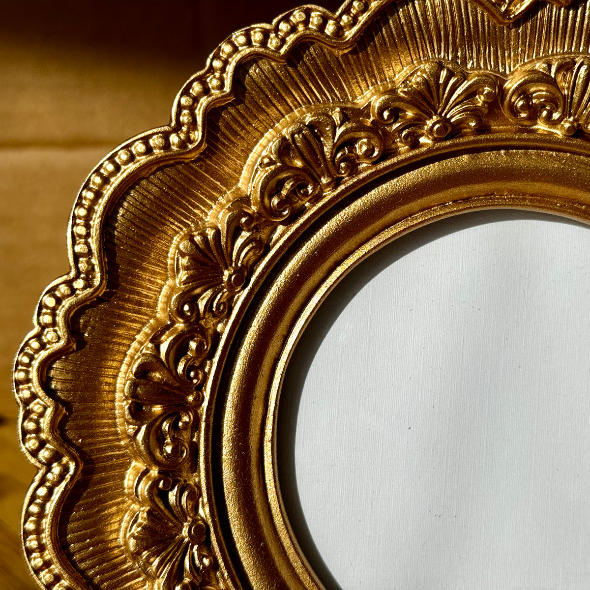 ornate gold frame png
