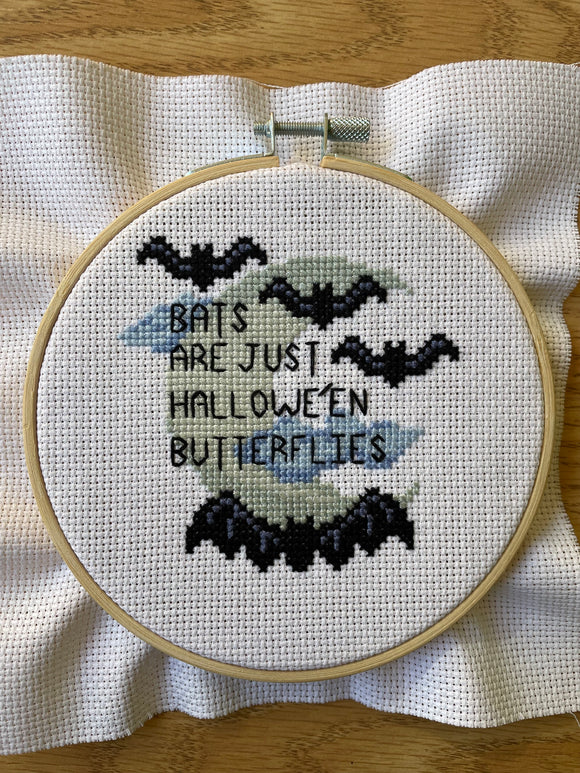 PDF: Bats Are Just Halloween Butterflies by stitchcraftBy Fwass