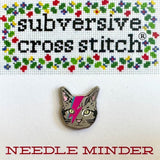 Bowie Cat Needle Minder