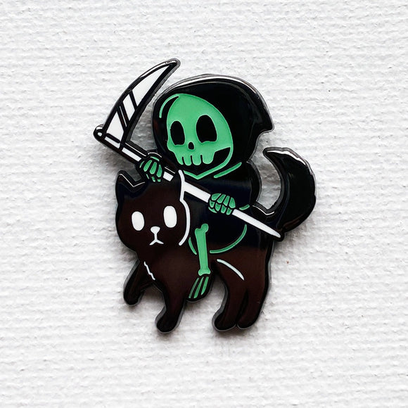 Glow-in-the-Dark Reaper / Cat Needle Minder