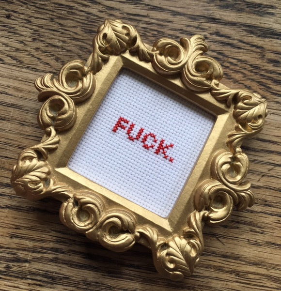 Small Ornate Gold Frame Kit