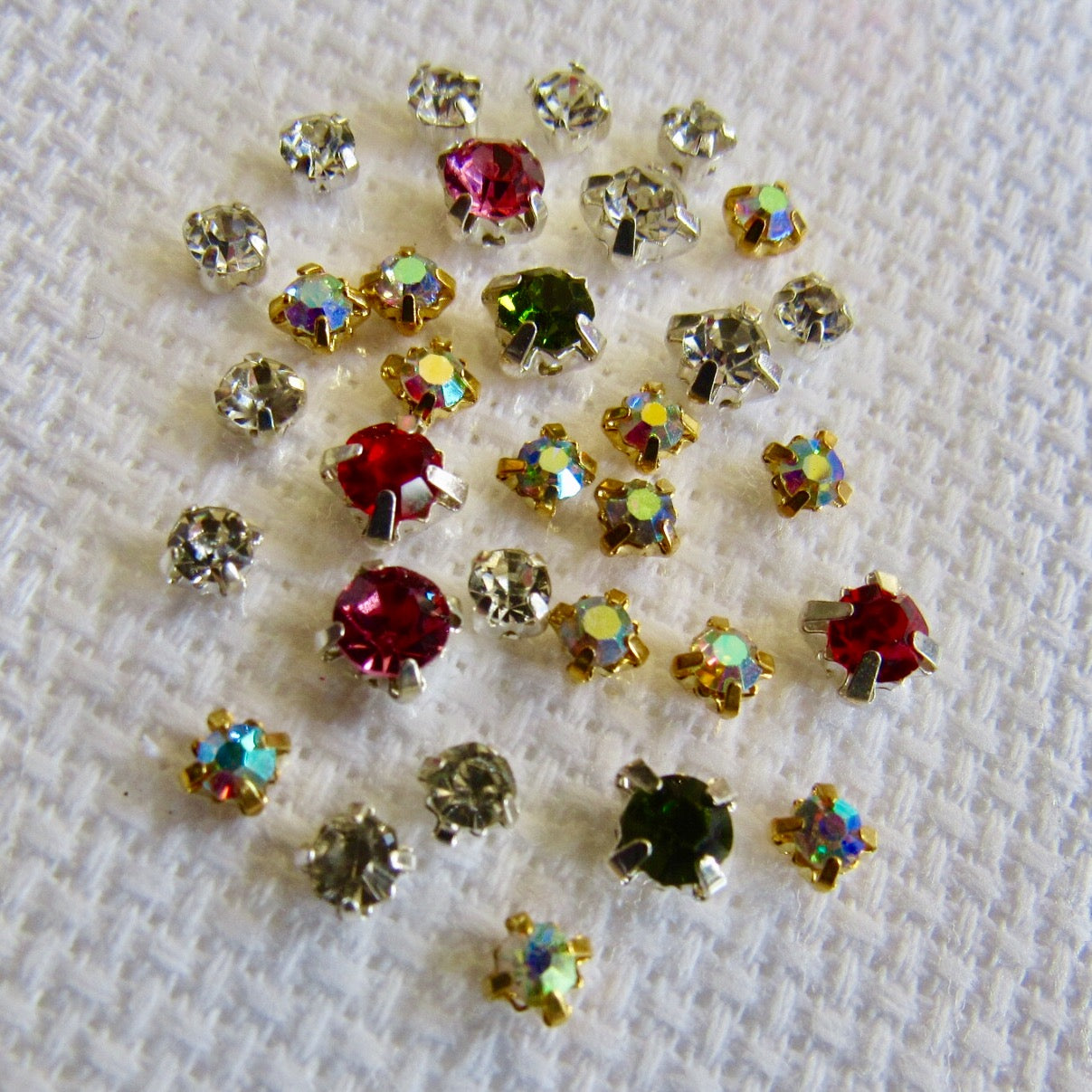 Yellow Sew-On Rhinestones - 12 Pieces - Sulyn Industries – Prism Fabrics &  Crafts